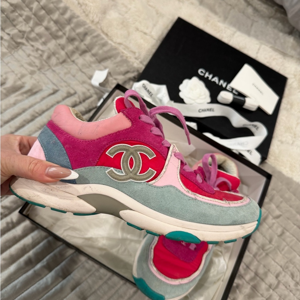 Chanel Women's Pink and Teal
